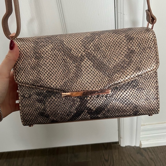 Ted Baker shoulder bag - Picture 1 of 9